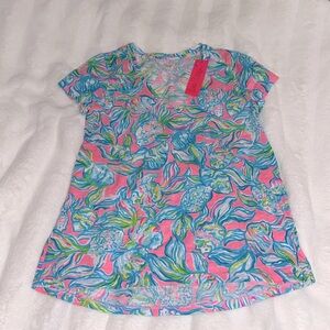 Lilly Pulitzer NWT Small Etta V-neck tee